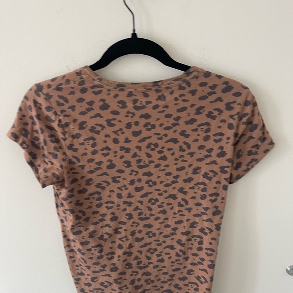 Abercombie Leopard Print Knot Front Top - Picture 4 of 4